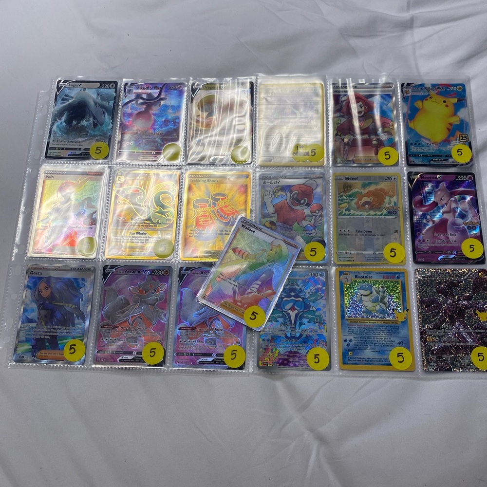 🎄50% OFF SALE🎄POKEMON CARDS